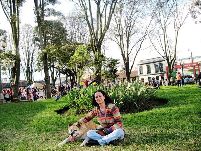 Inashi y Patricia en el Parque de Fontibón